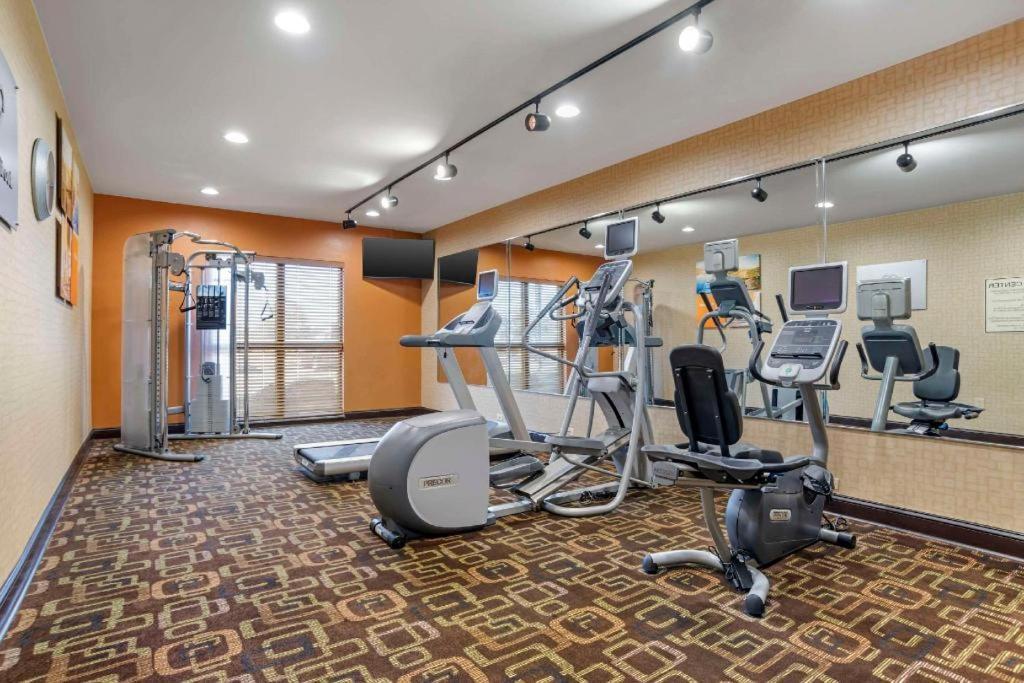 Comfort Suites Грийнууд Екстериор снимка
