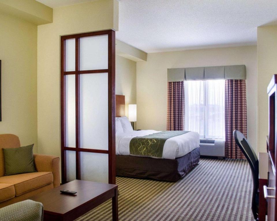 Comfort Suites Грийнууд Екстериор снимка