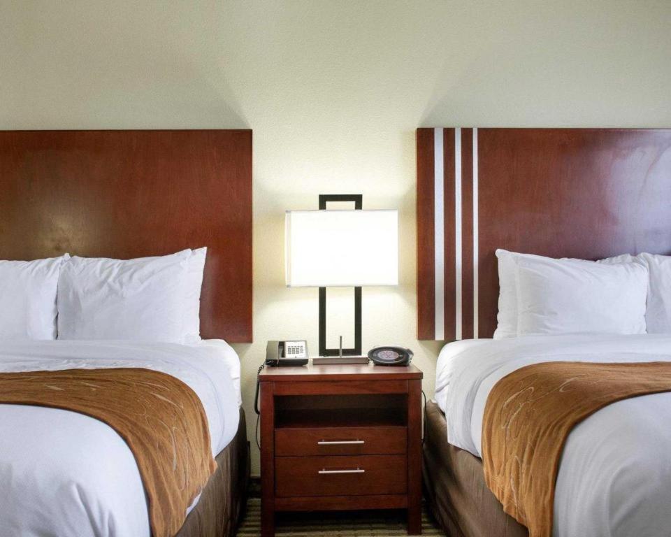 Comfort Suites Грийнууд Екстериор снимка