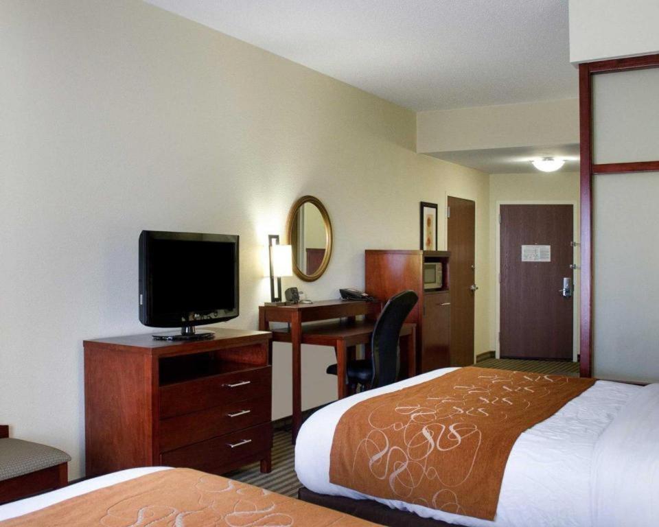 Comfort Suites Грийнууд Екстериор снимка