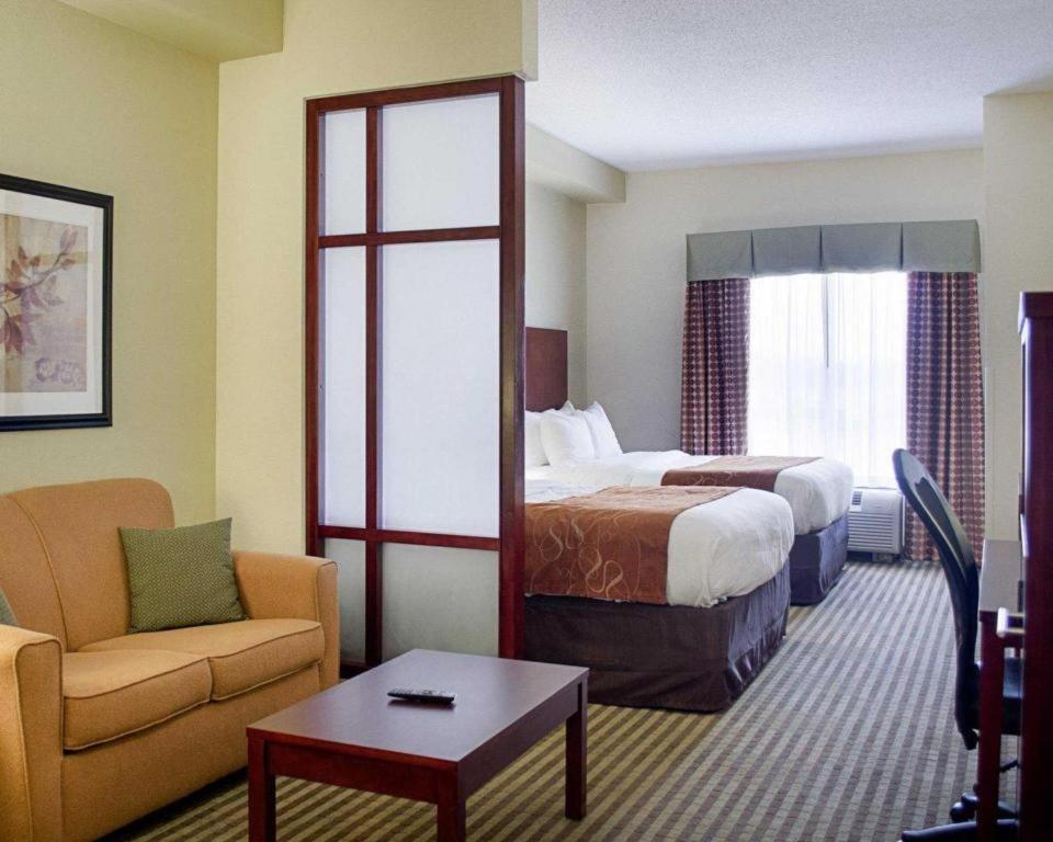 Comfort Suites Грийнууд Екстериор снимка
