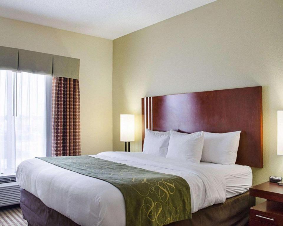 Comfort Suites Грийнууд Екстериор снимка